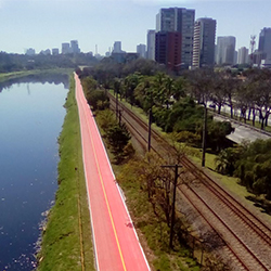 ​Pista da Ciclovia Rio Pinheiros é ...